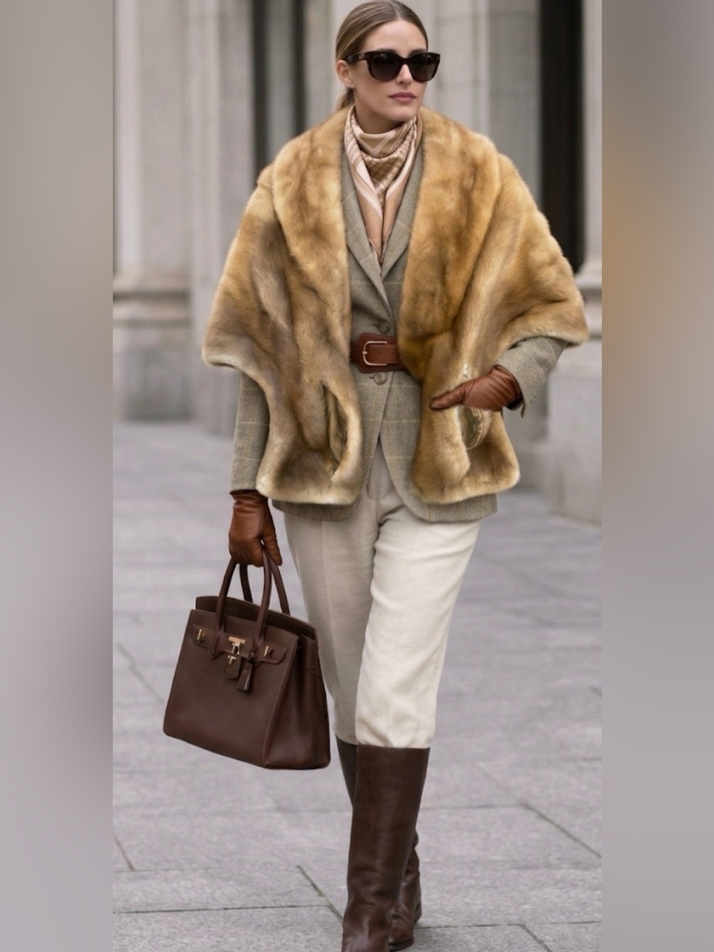 Blonde Genuine Mink Stole Shawl Pockets Capitol Fayetteville M/L Beige Excellent